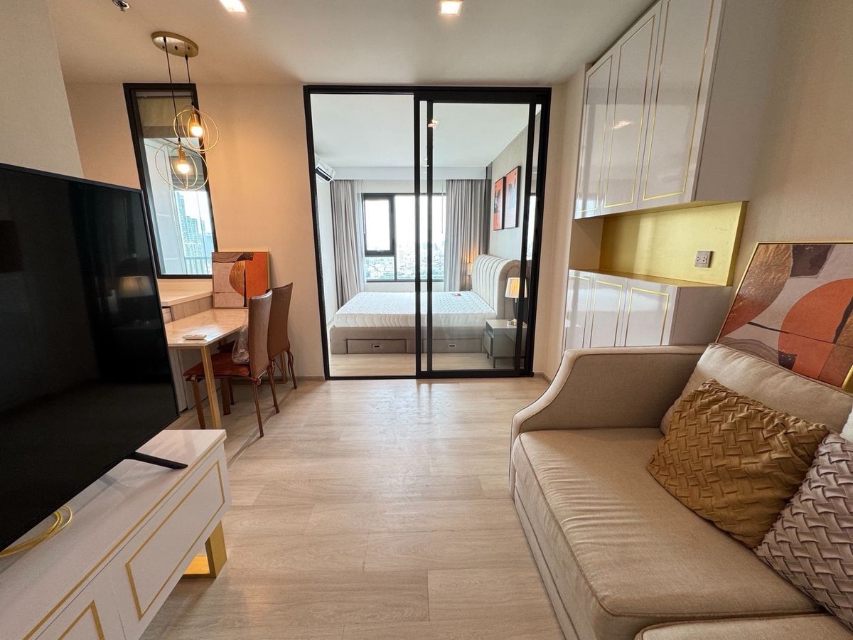 ให้เช่าคอนโดวิทยุ ชิดลม หลังสวน : For rent : Life one wireless *High-floor unit with a great view*