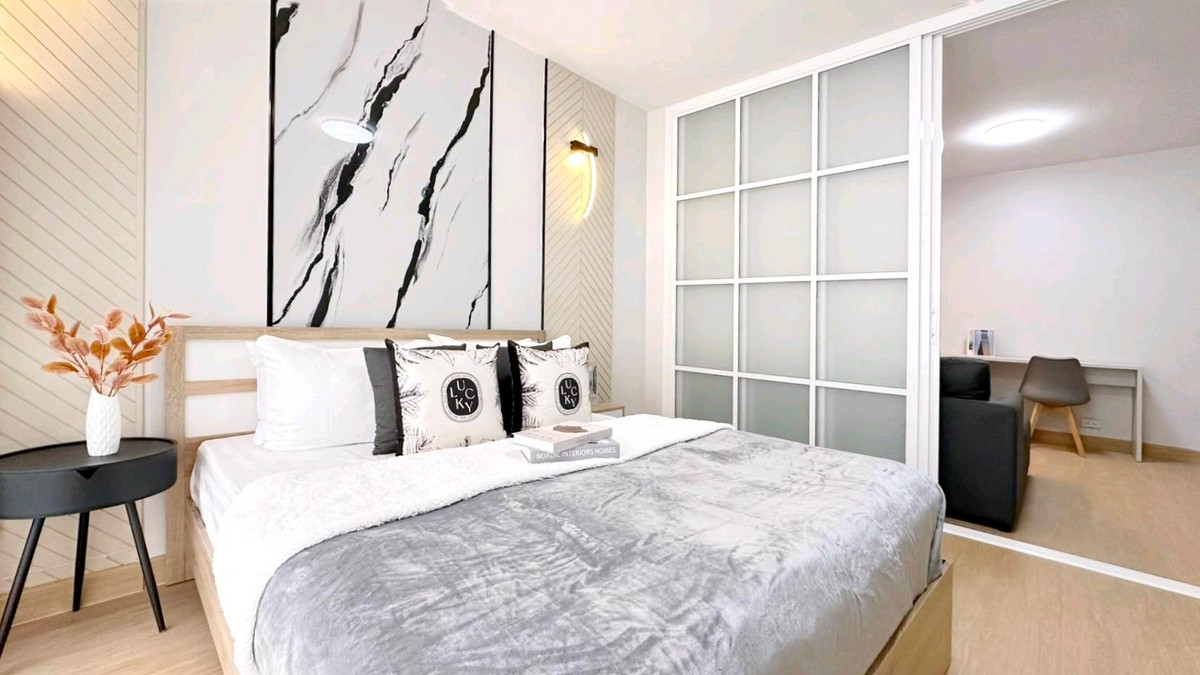 For SaleCondoPattanakan, Srinakarin : 🎀 Beautiful room, big room in the heart of development 🏙 Golden location !! & quot; Thaisarong & quot; Good price 🚅 Near Airport Link 🤗🤗