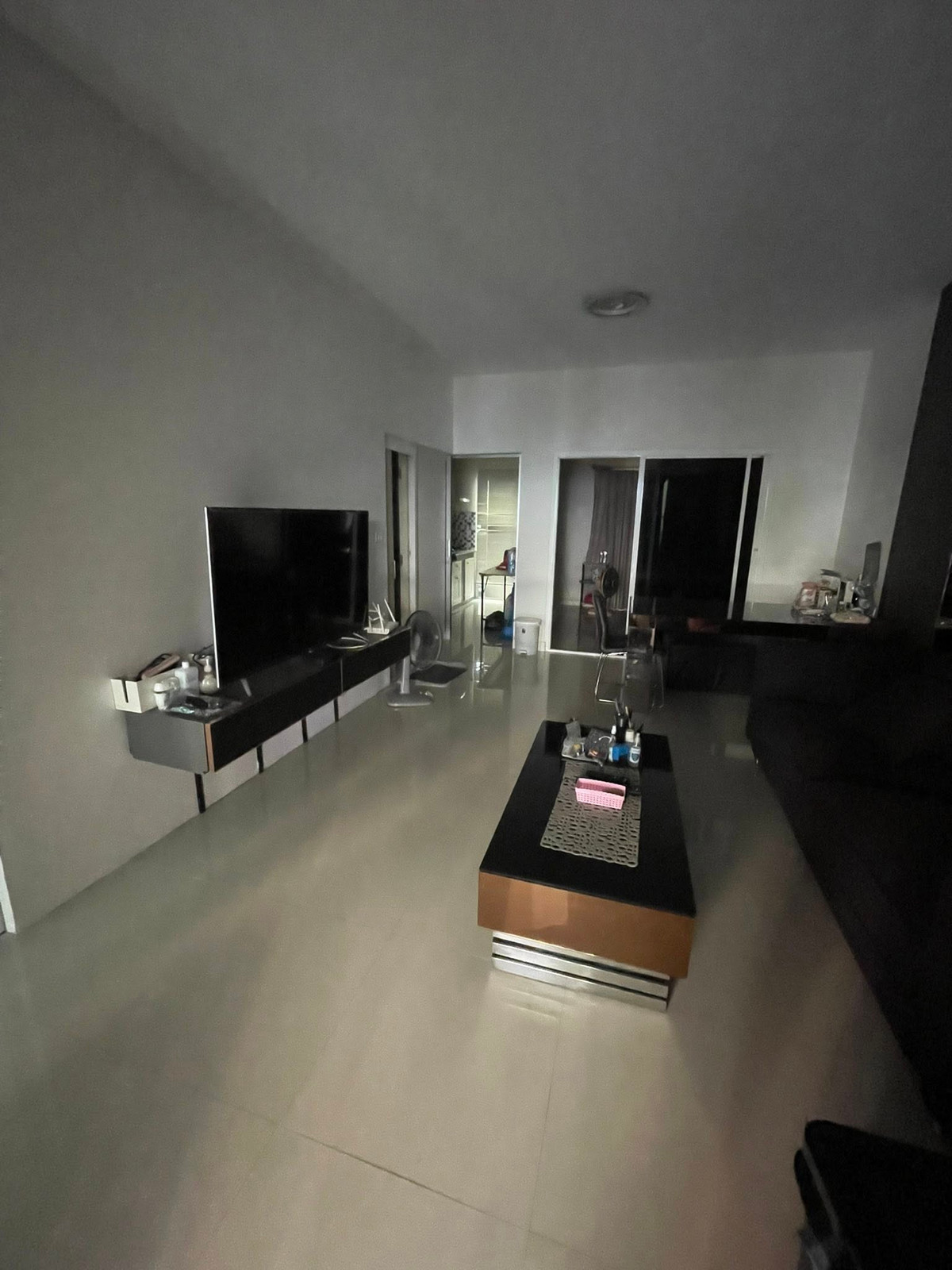 For RentTownhomeRama5, Ratchapruek, Bangkruai : Townhome behind The Walk, less than 5 minutes walk. 4 bedrooms, fully furnished.