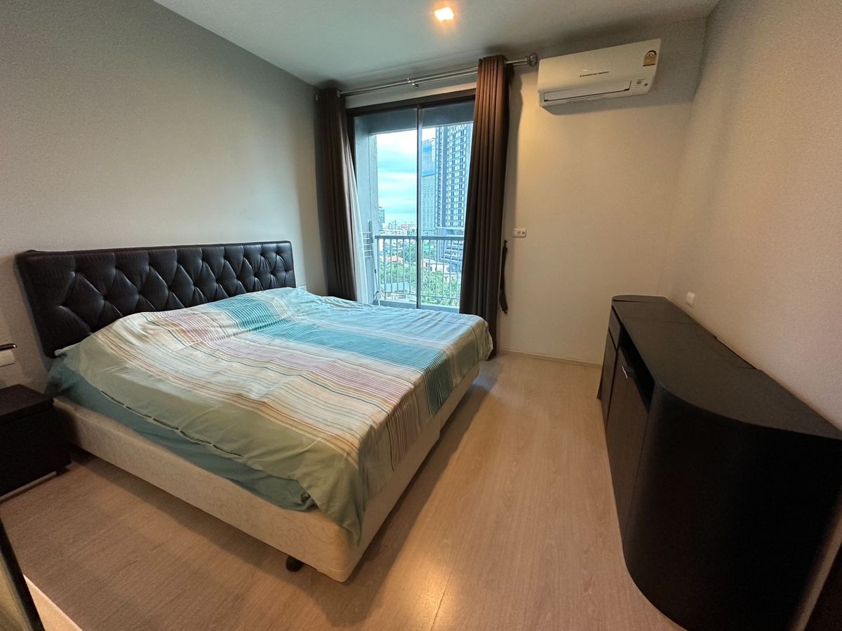 ให้เช่าคอนโดอ่อนนุช อุดมสุข : Rhythm Sukhumvit 44/1 ✨ 45 sq.m. . Bathtub  📞 Line : @pukkhome (with @)