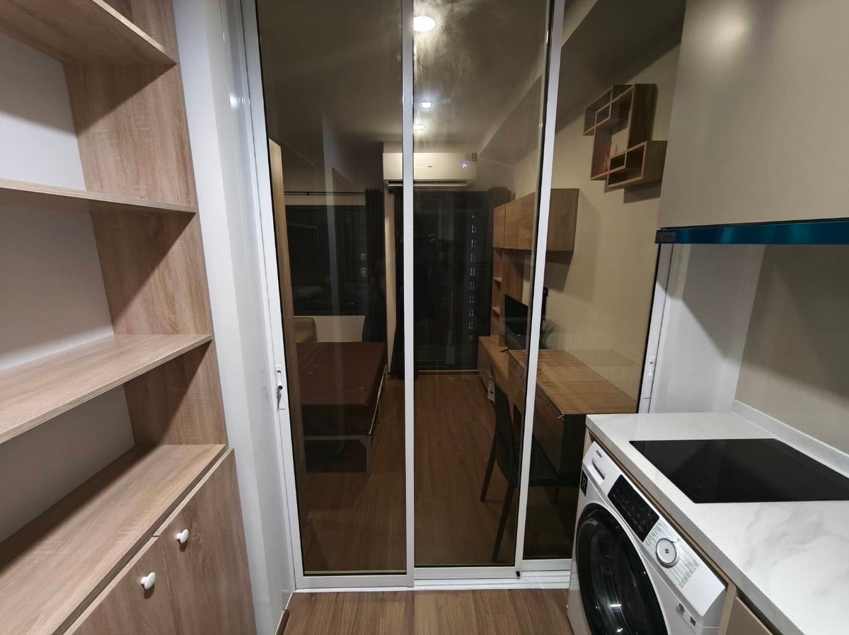 For RentCondoRamkhamhaeng, Hua Mak : 🔥 Condo for rent, The Living Ramkhamhaeng, Floor 17, Swimming Pool View, Full Dress !! 🔥