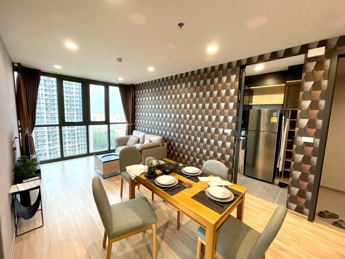 ให้เช่าคอนโดพระราม 9 เพชรบุรีตัดใหม่ RCA : The Base Garden Rama9 ให้เช่า 2 ห้องนอน