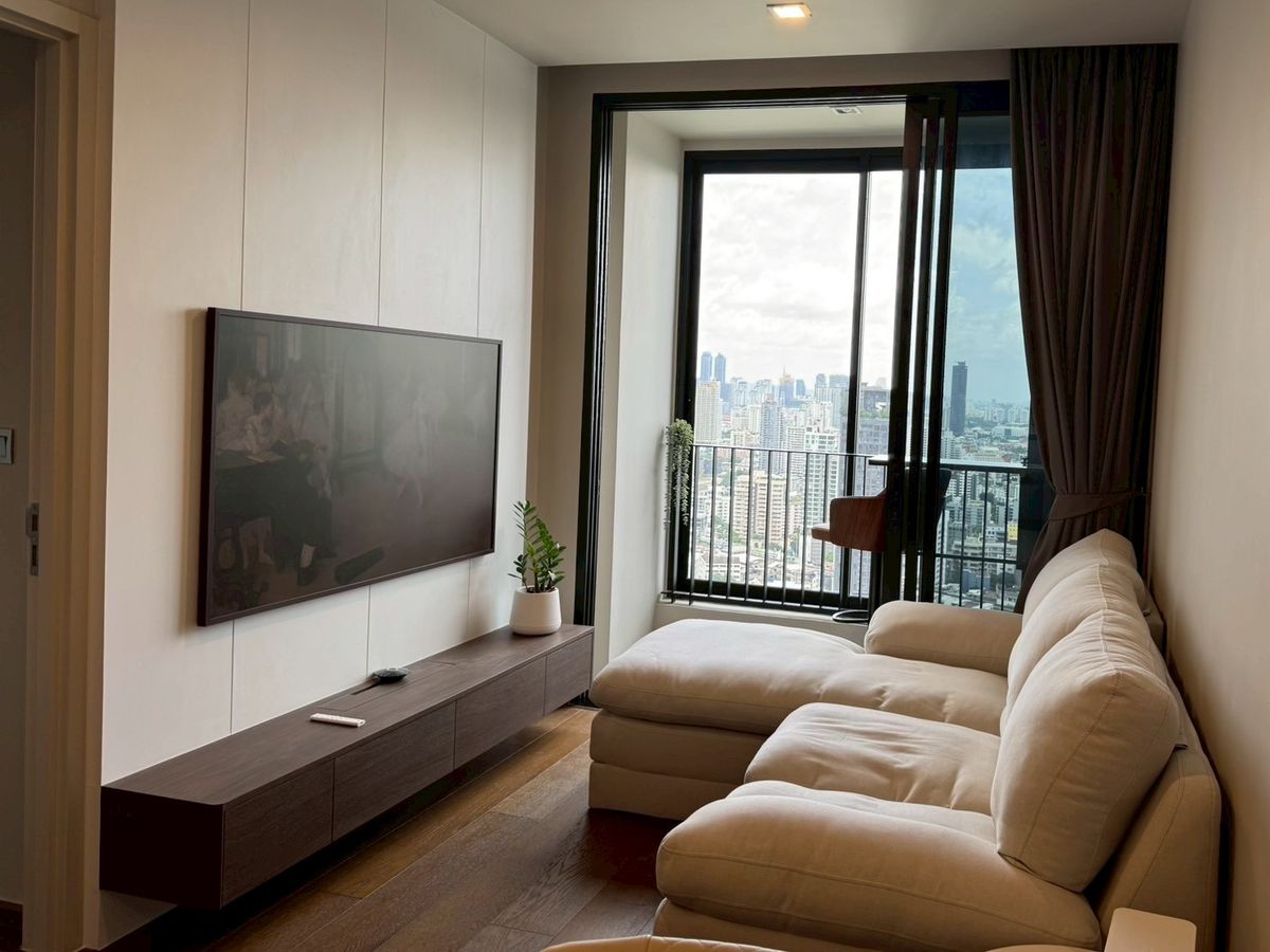 ให้เช่าคอนโดสุขุมวิท อโศก ทองหล่อ : For Rent Ideo Q Sukhumvit 36  1bed size 45 sq.m. F/F  ready to move in