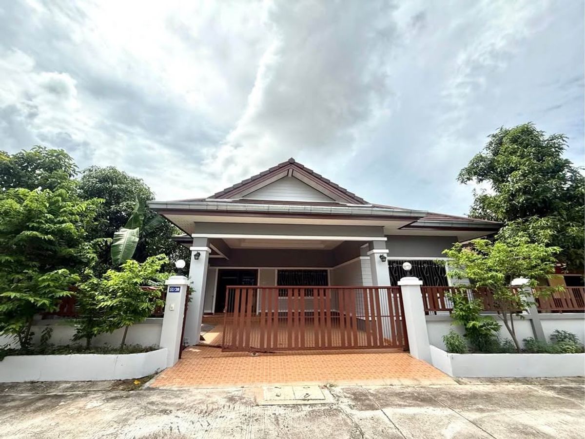ขายบ้านพัทยา บางแสน ชลบุรี สัตหีบ : ขายบ้านเดี่ยว  รีโนเวทใหม่ทั้งหลัง  ชัยพรวิถี ใกล้ฟาร์มจระเข้