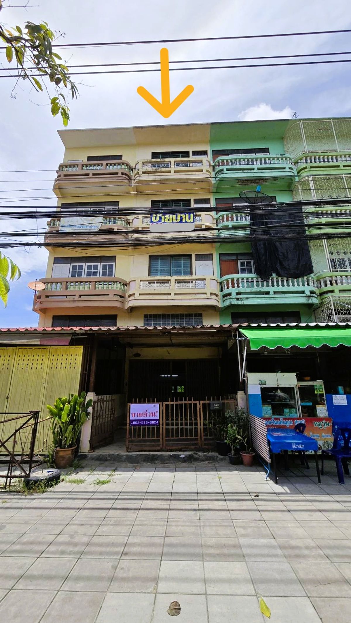 For SaleShop HousePhutthamonthon, Salaya : Opportunity Location! Start with Low Investment! 4.5-Storey Commercial Building for Sale, 21 sq.w., Fully Renovated, Excellent Condition – On Phutthamonthon Sai 3 Road, Parking Available, Perfect for Multiple Business Uses!