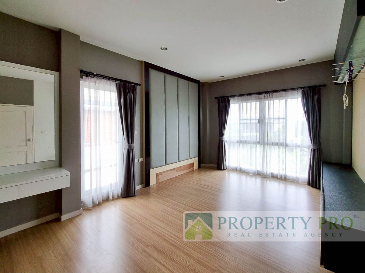 ขายบ้านสมุทรปราการ สำโรง : ขาย บ้าน วิลล่า โนวา เทพารักษ์ บ้านเดี่ยว 4 ห้องนอน ขนาด 54 ตรว 216 ตรม ใกล้ บางนา บางพลี แพรกษา บางปู : EL25R-006