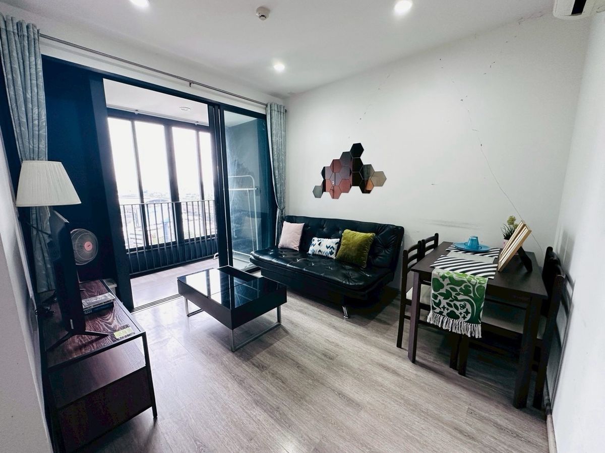 ให้เช่าคอนโดพระราม 9 เพชรบุรีตัดใหม่ RCA : เช่า Ideo mobi Asoke 1b1b 32 sqm