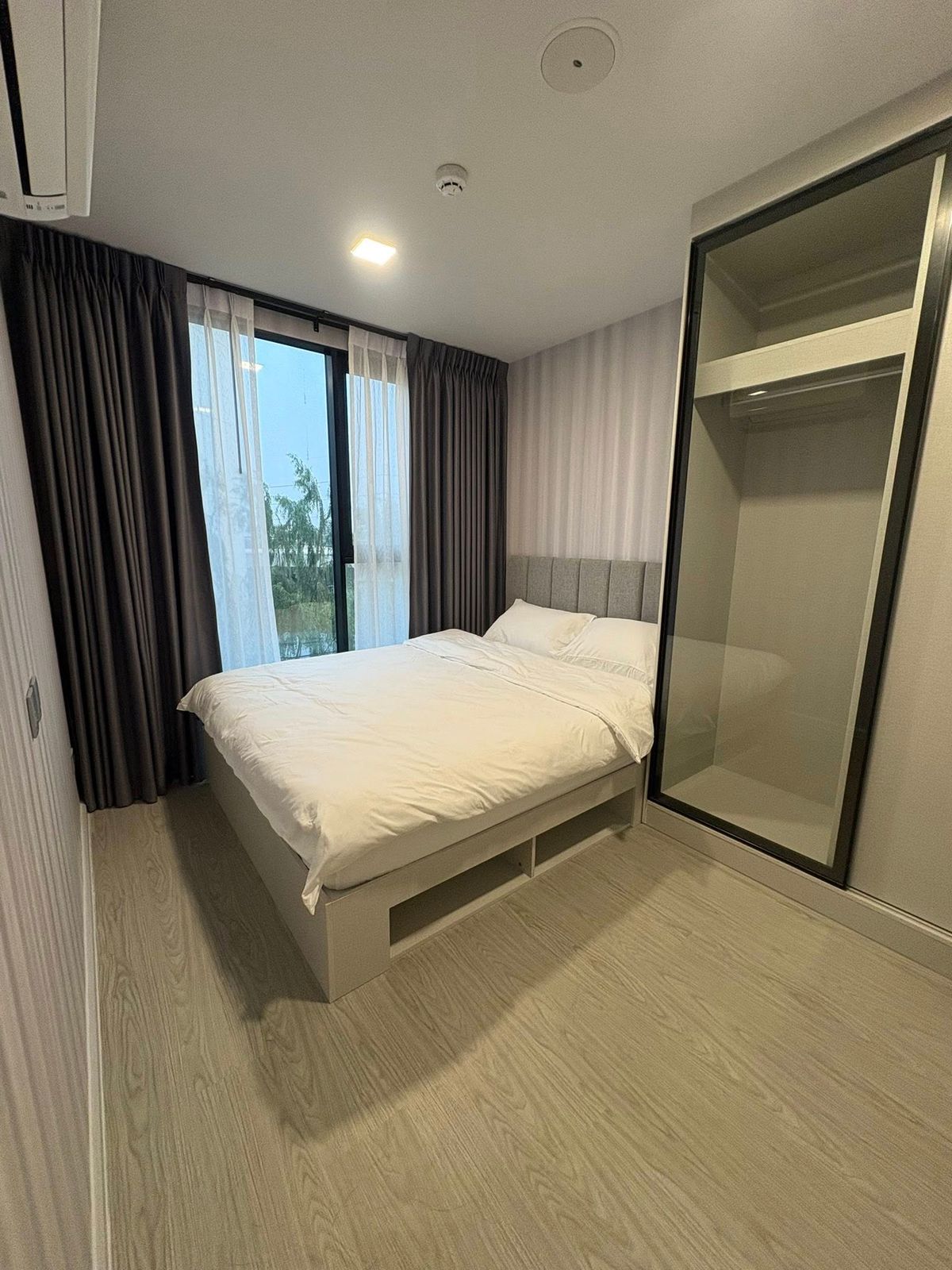 For RentCondoOnnut, Udomsuk : 🔴13,000 ฿ 🔴 🔴 𝐀𝐭𝐦𝐨𝐳 𝐎𝐧𝐧𝐮𝐭┃ 𝐎𝐧𝐧𝐮𝐭┃ Atmos Osis Onnut ✅ Near MRT Srinuch is happy. 🙏 Interested to say hello (very fast answer): 📱 Property code 6807-0308📱: ID LINE:@bbcondo88
