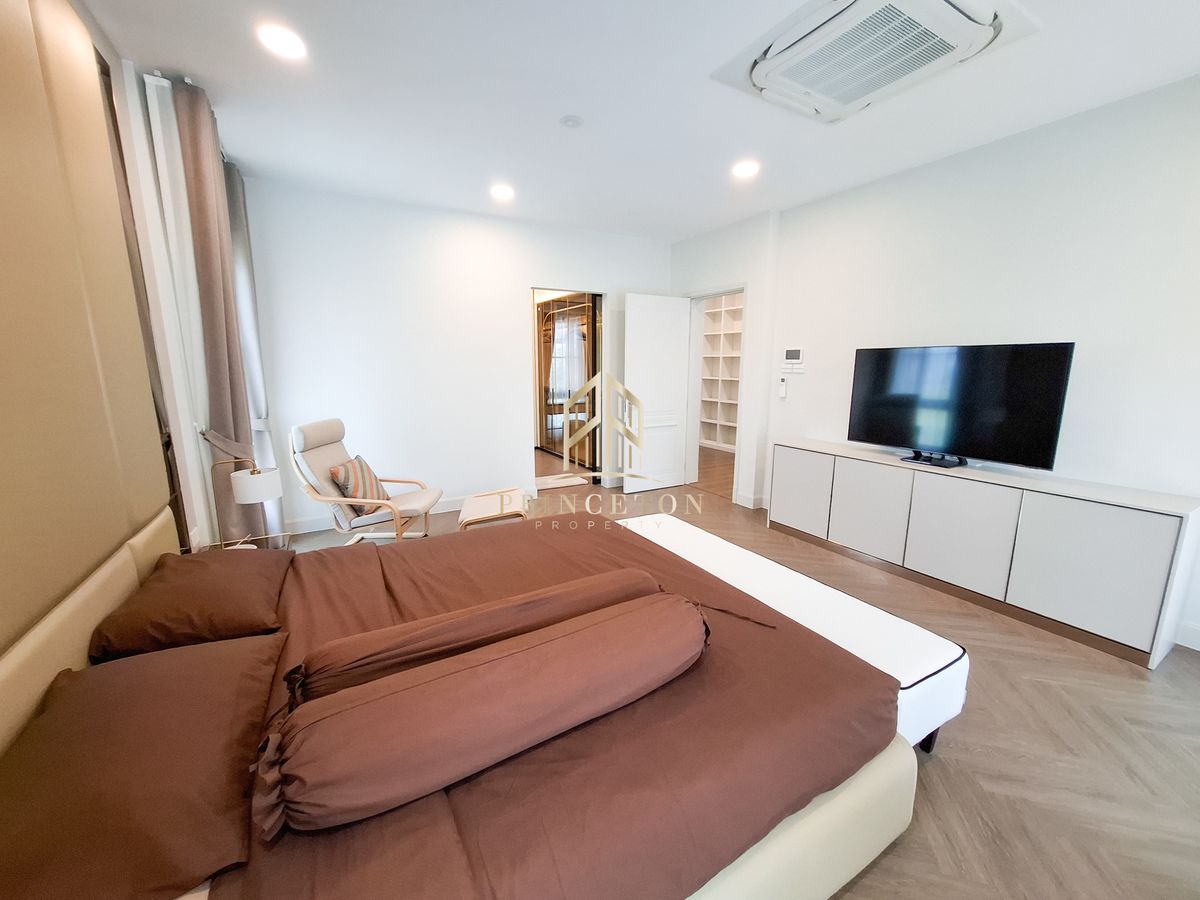 HousePattanakan, Srinakarin : Luxury House For Sale or Rent Nantawan Rama 9 New Krungthep Kreetha