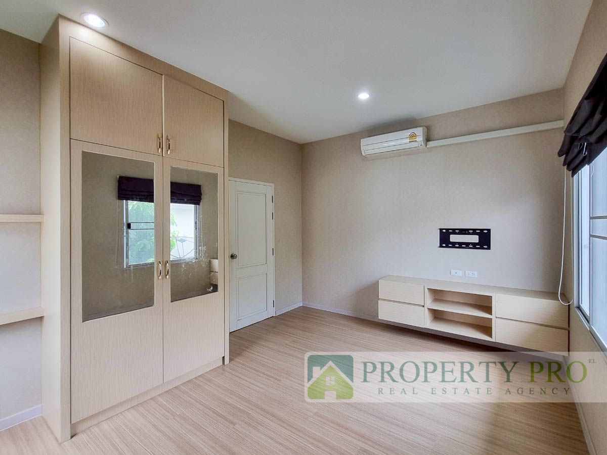 ขายบ้านสมุทรปราการ สำโรง : ขาย บ้าน วิลล่า โนวา เทพารักษ์ บ้านเดี่ยว 4 ห้องนอน ขนาด 54 ตรว 216 ตรม ใกล้ บางนา บางพลี แพรกษา บางปู : EL25R-006