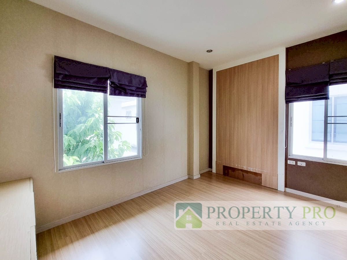 ขายบ้านสมุทรปราการ สำโรง : ขาย บ้าน วิลล่า โนวา เทพารักษ์ บ้านเดี่ยว 4 ห้องนอน ขนาด 54 ตรว 216 ตรม ใกล้ บางนา บางพลี แพรกษา บางปู : EL25R-006