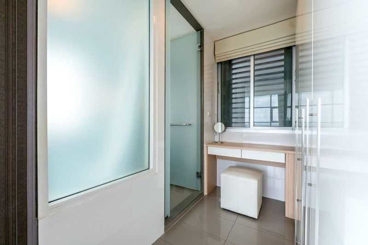 ให้เช่าคอนโดรัชดา ห้วยขวาง : ให้ เช่า ด่วน Rhythm ratchada 2ห้องนอน 2ห้องน้ำ ห้องใหม่ ราคาพิเศษ พร้อมอยู่