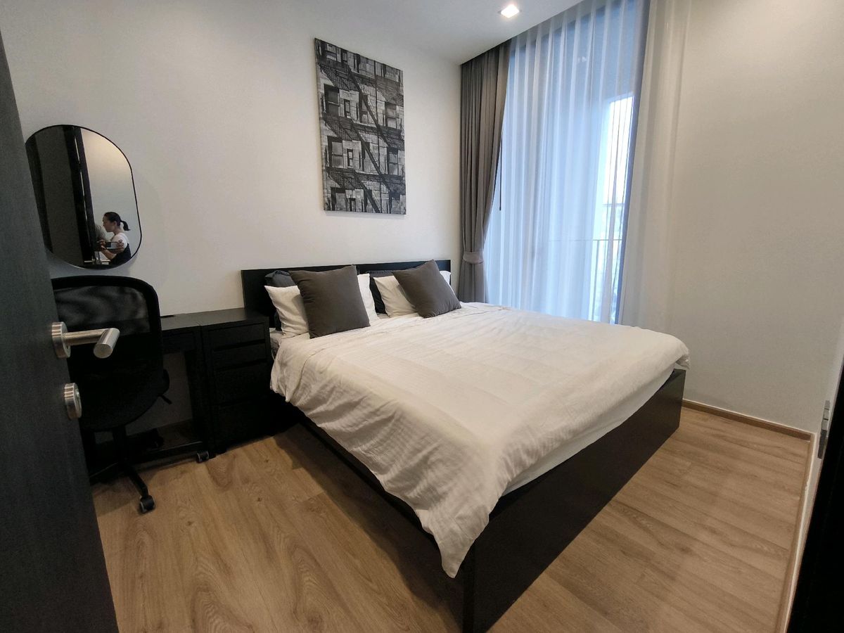 ให้เช่าคอนโดอารีย์ อนุสาวรีย์ : For Rent Noble Around Ari, Corner Unit
📍 Location: Next to BTS Ari & La Villa Ari
📍ห้องหัวมุม ชั้นสูง วิวสวย ไม่มีตึกบัง วิวด้านหน้า ตึก Pearl
📍เตียง king size Fully Furnished build-in furniture + Electrical appliances

