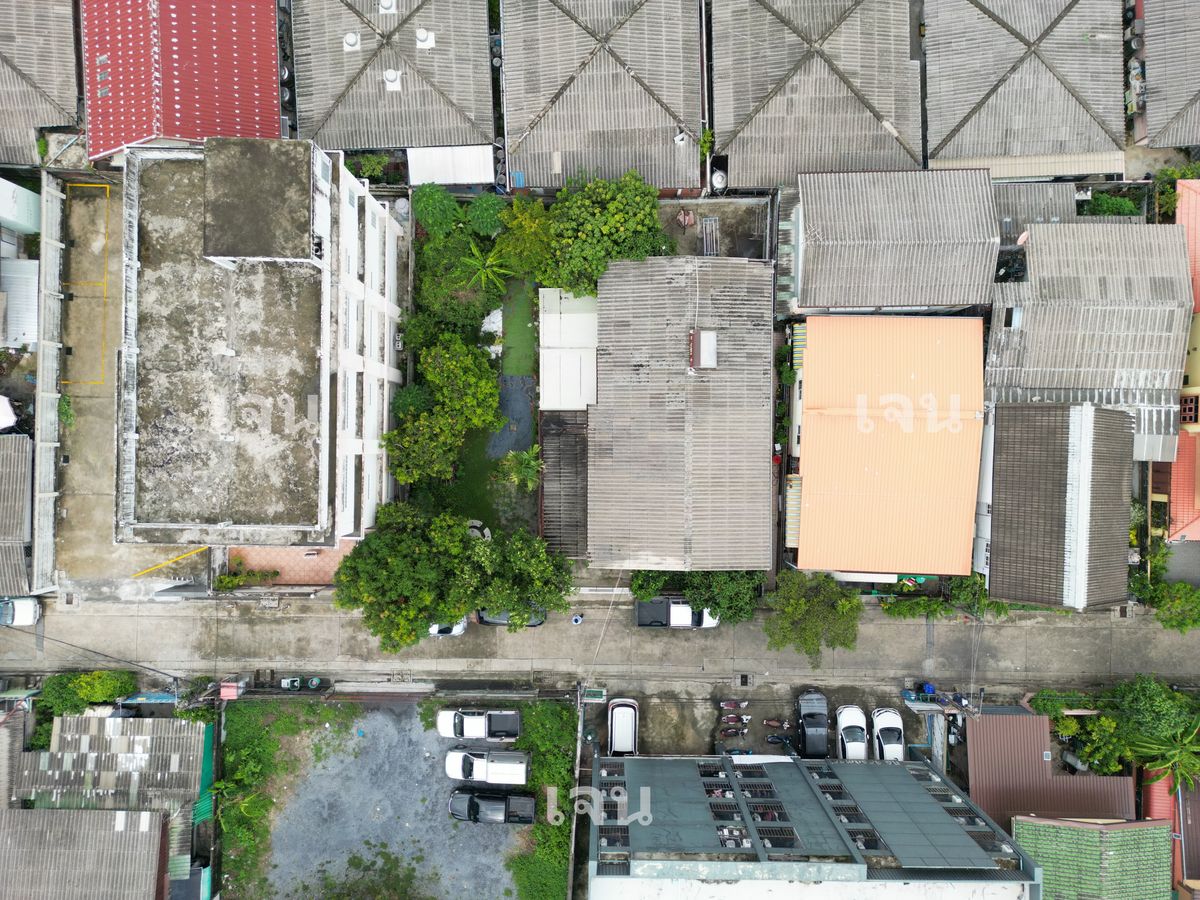 ขายที่ดินรัชดา ห้วยขวาง : ขายที่ดินห้วยขวาง ขายที่ดินซอยสุนทรศิริ ขายที่ดินซอยประชาราษฎร์บำเพ็ญ6 ขนาดที่ดิน 129 ตารางวา แปลงสวยมาก ทำเลดีมาก เหมาะแก่การลงทุน สร้างโรงแรม คอนโด หอพัก บ้านหรู หรือกิจการออฟฟิต ห่างจาก MRT ห้วยขวางเพียง 500 เมตรเท่านั้น