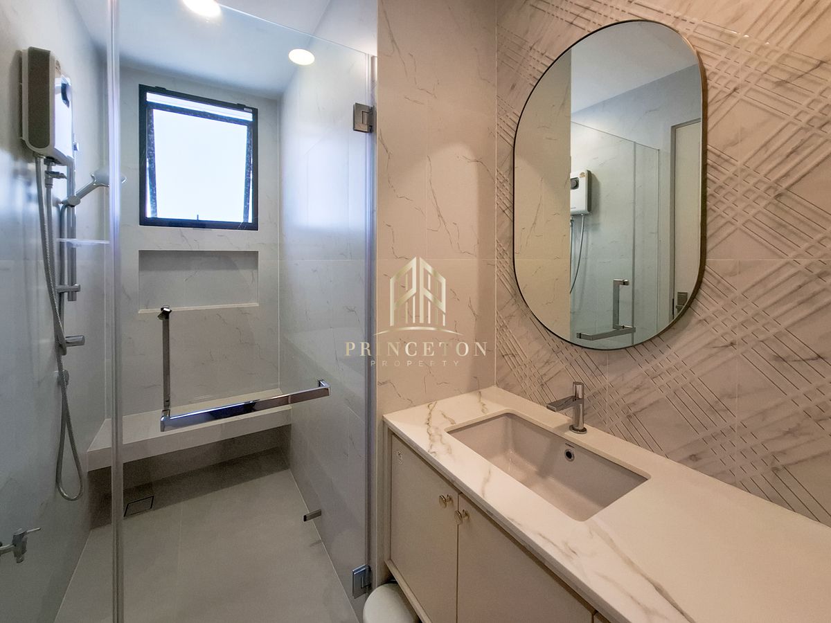 HousePattanakan, Srinakarin : Luxury House For Sale or Rent Nantawan Rama 9 New Krungthep Kreetha