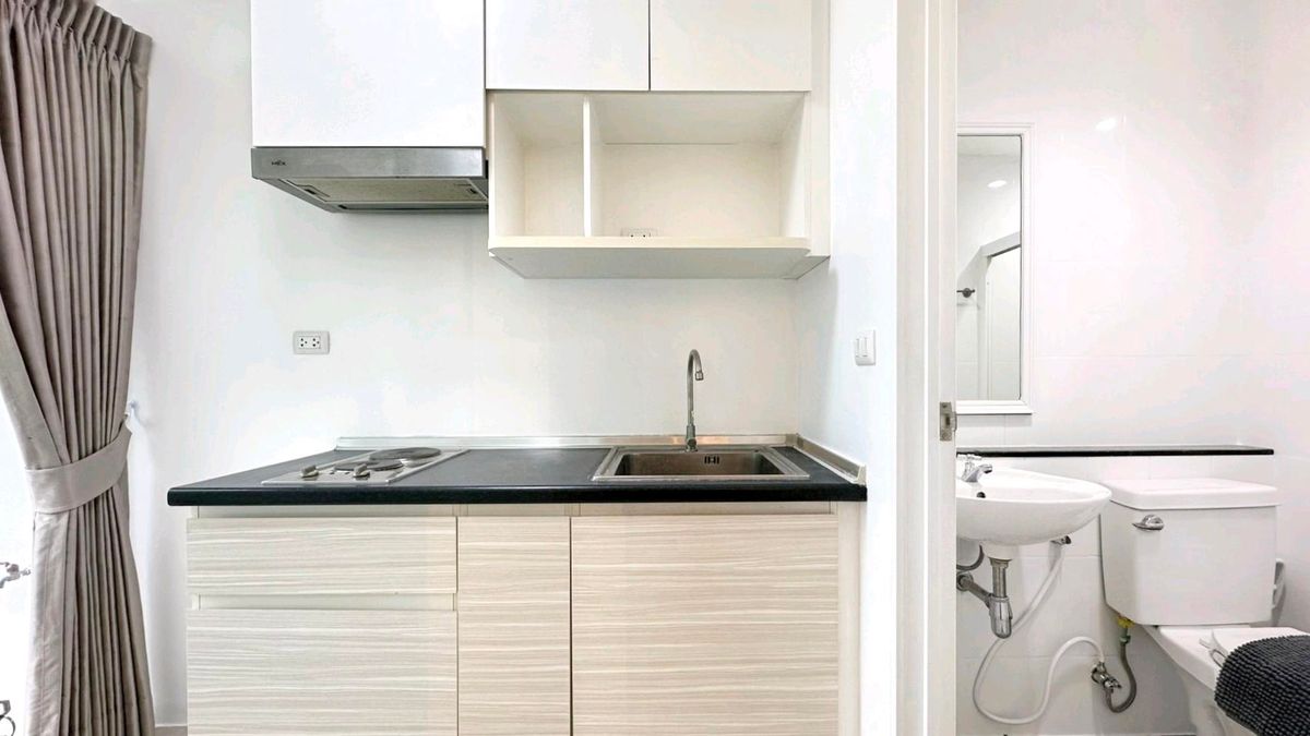 For SaleCondoPinklao, Charansanitwong : Stop the head.‼ ️ No need to hire a mechanic. You dont have to decorate the room by yourself. Save decoration budget We are ready to be ready. ✨️✨️ Book first. ✨️✨️ Free Down 🌳🌳 Unio Charan 3 (𝐔𝐧𝐢𝐨 𝟑 𝟑) 🌳🌳