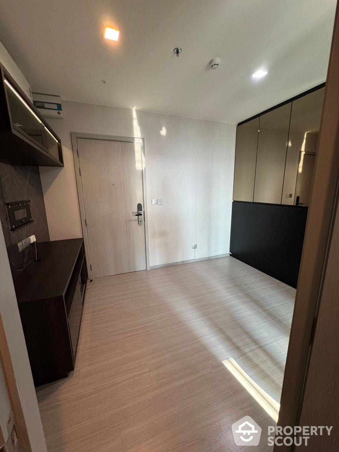 ขายคอนโดอ่อนนุช อุดมสุข : คอนโด 1-ห้องนอน ที่ ไลฟ์ สุขุมวิท 62 ใกล้ BTS บางจาก
