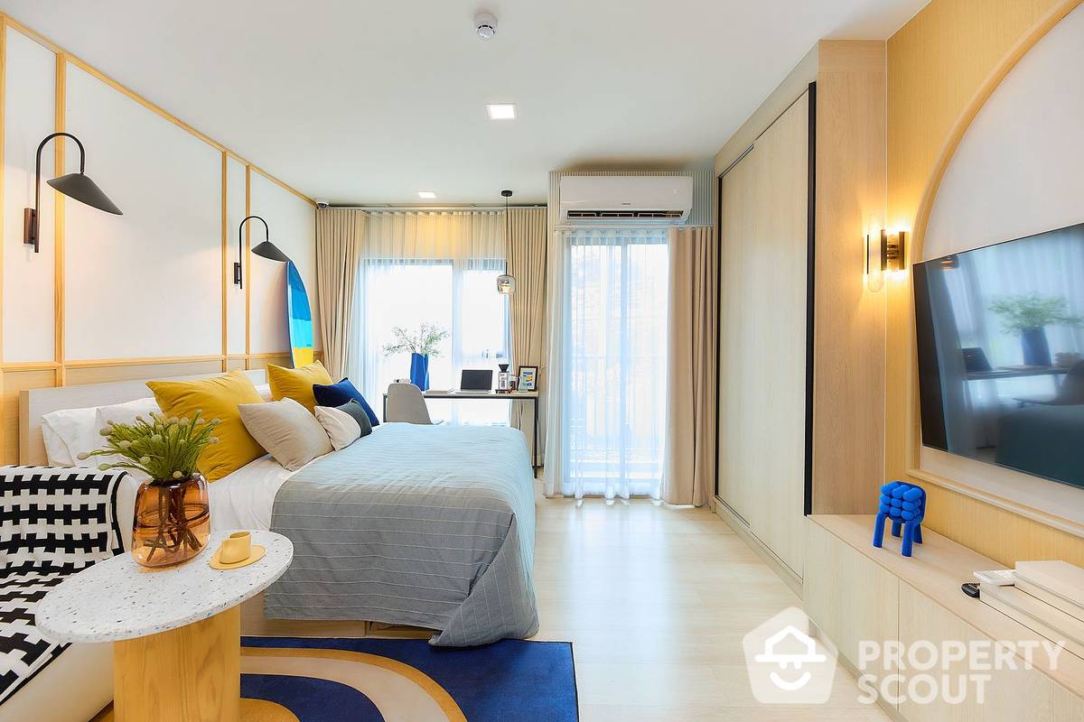 For SaleCondoWongwianyai, Charoennakor : Modern 1 bedroom Condo unit in FLO by Sansiri location near by BTS Klong San available for sale.
