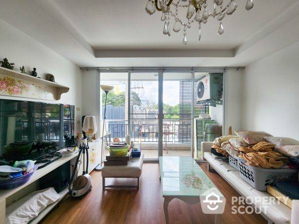 For SaleCondoRama 8, Samsen, Ratchawat : 2-BR Condo at Baan Samsen Condominium near MRT Bang O