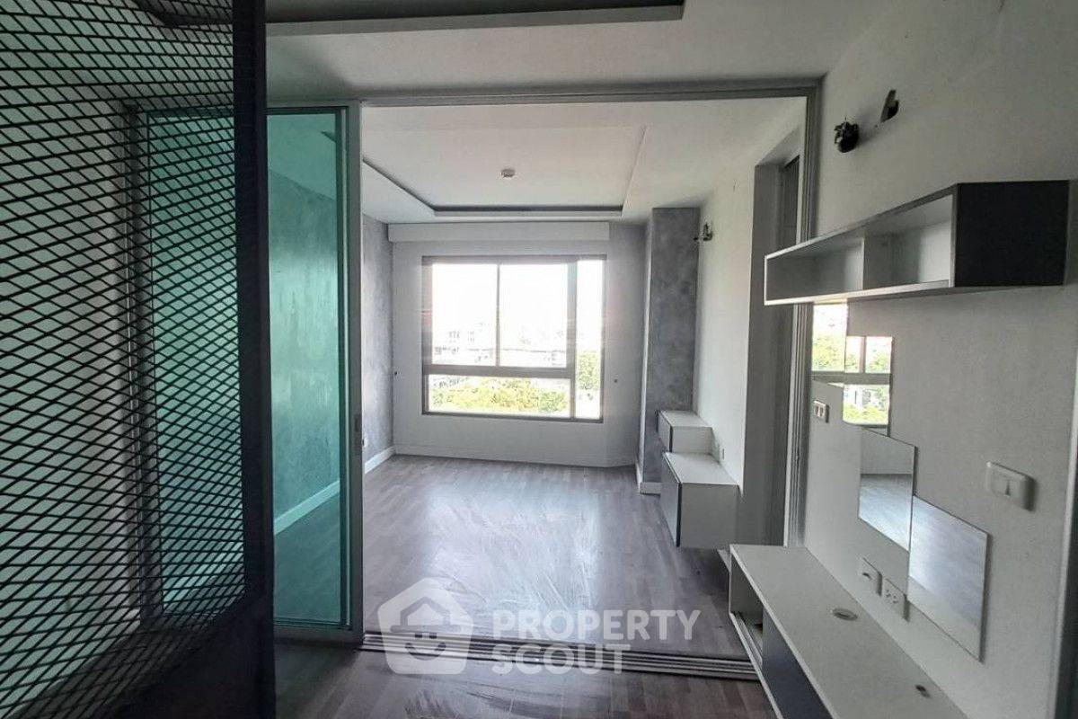 ขายคอนโดสาทร นราธิวาส : คอนโด 1-ห้องนอน ที่ บริดจ์ สาทร นราธิวาส ใกล้ ถนนนราธิวาสราชนครินทร์
