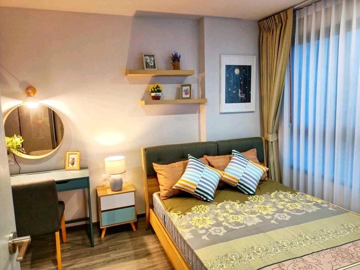 ให้เช่าคอนโดสยาม จุฬา สามย่าน : Ideo Chula-Samyan 1 Bed ชั้น5 ตึก B ขนาด 35 sqm. ตึกสร้างใหม่

ราคาเช่า 26,000/ด 400เมตรMRTสามย่าน/ มิตรทาวน์และจุฬา/ส่วนกลาง 3 ชั้นเปิดตลอด 24 ชม/ เครื่องใช้ไฟฟ้าครบ(ทีวี2เครื่อง+เครื่องซักผ้า)

