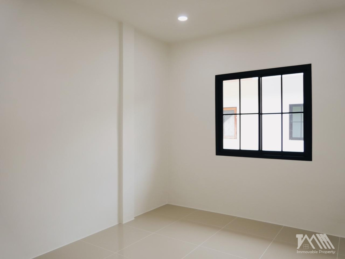 ขายบ้านภูเก็ต : บ้านหลังมุม โซนเกาะแก้ว / House Town, Phuket