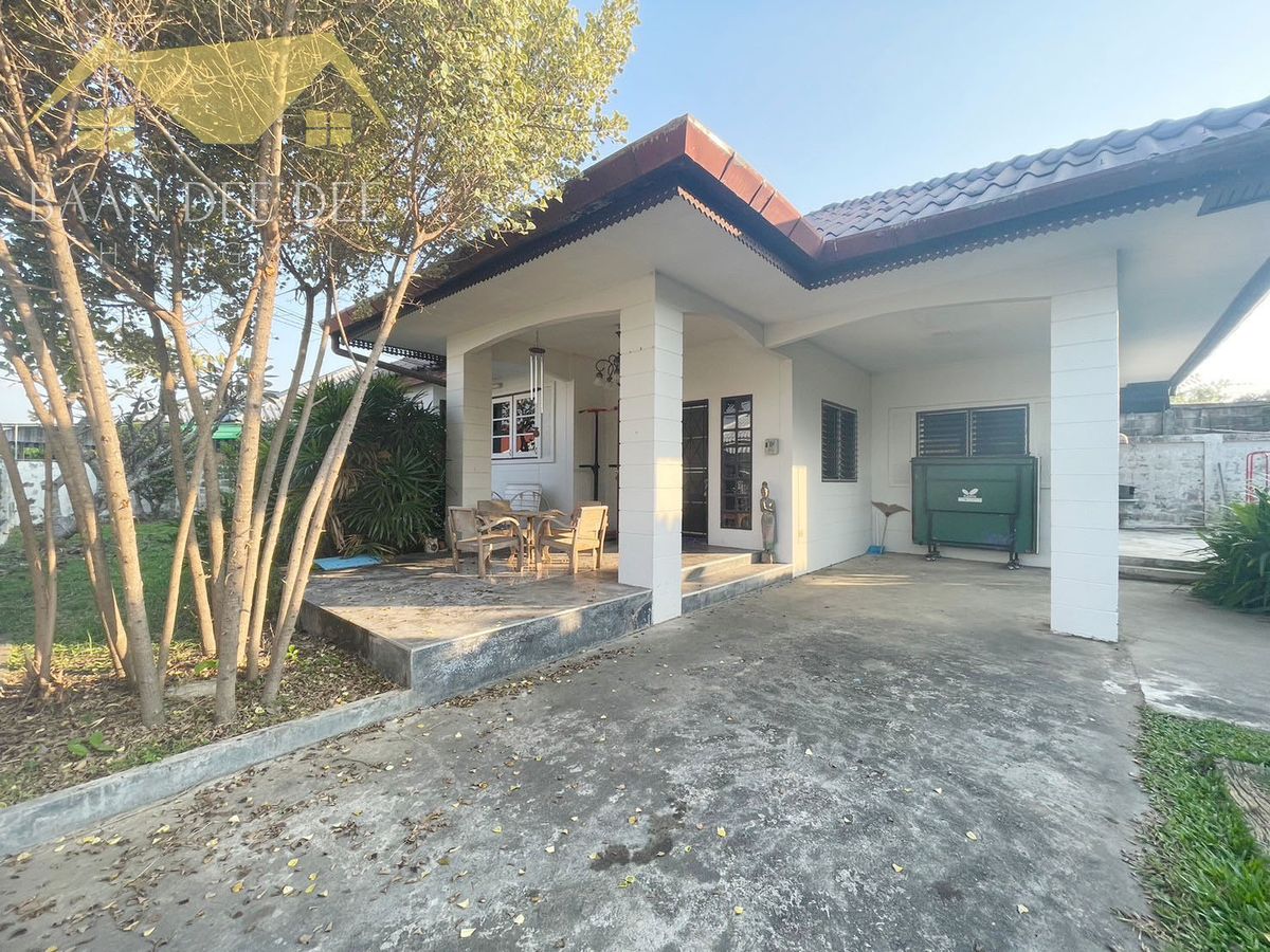 For RentHouseChiang Mai : House for rent 20,000 baht per month, near Chiang Mai University, only 10 minutes. No.3H018