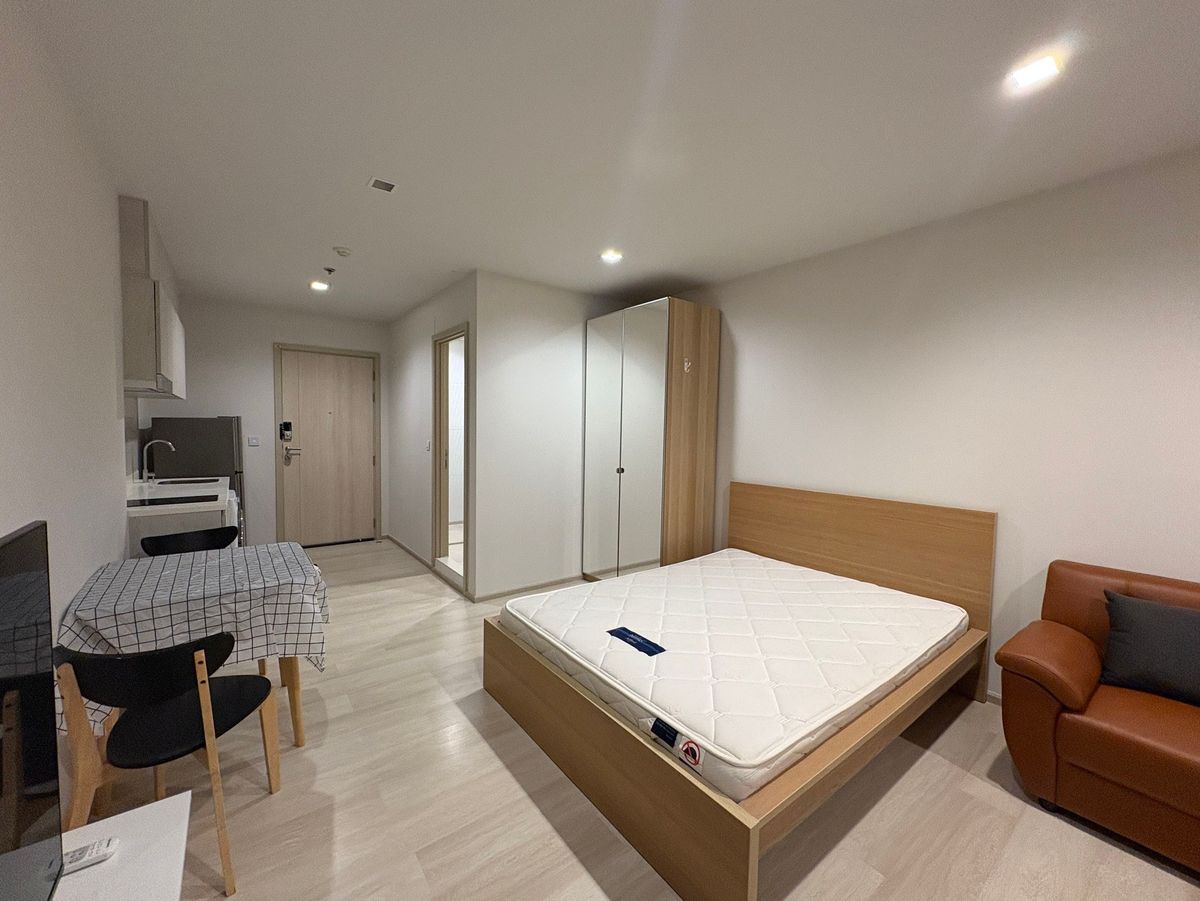 For RentCondoWitthayu, Chidlom, Langsuan, Ploenchit :  Life One Wireless LSIR0097