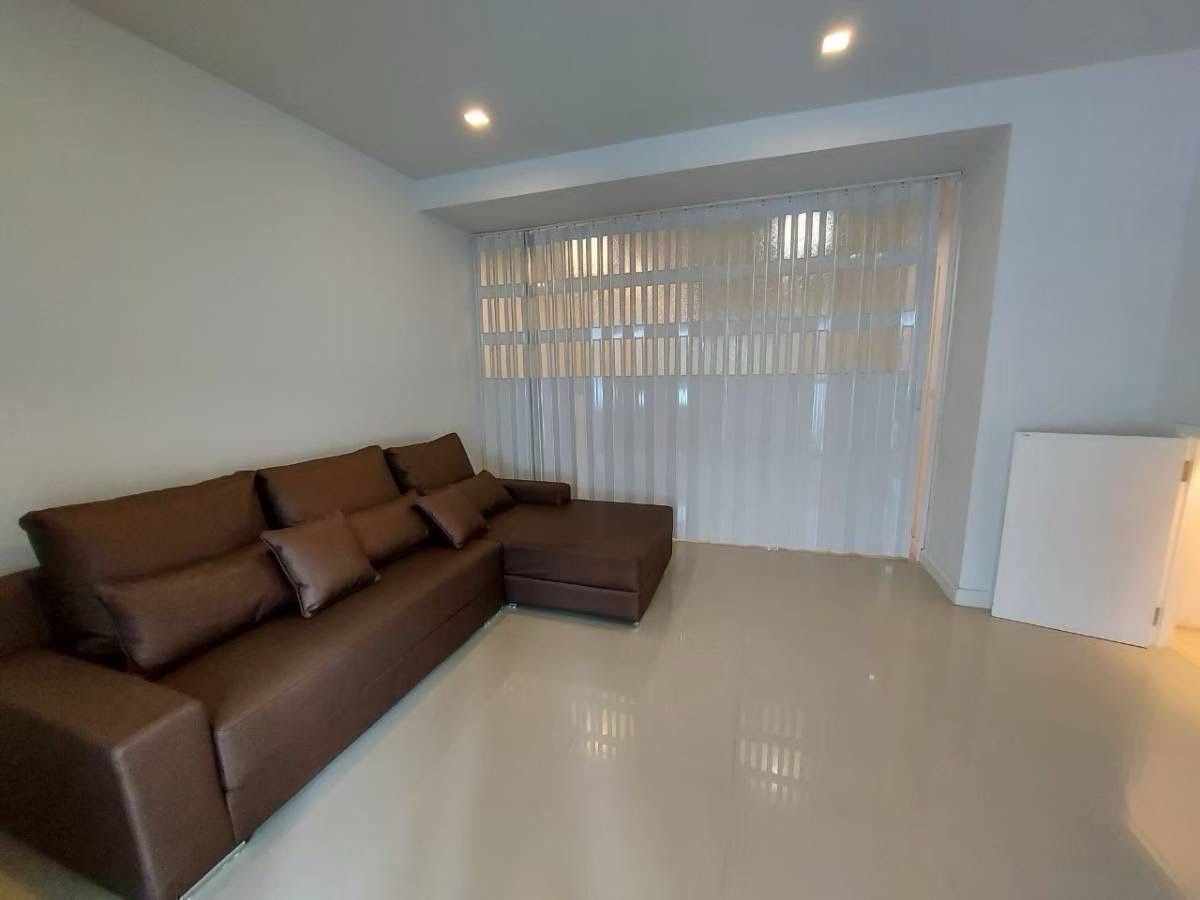 ให้เช่าทาวน์โฮมสมุทรปราการ สำโรง : ✅ For Rent ✅ Plex Bangna 3-Storey Townhome(Located right on Bangna-Trad Road, KM.5)