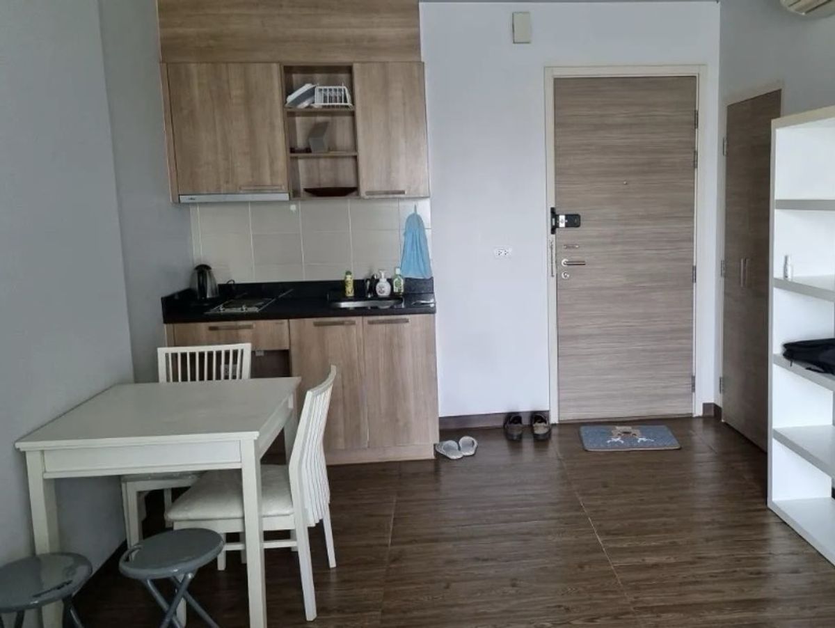 For SaleCondoWongwianyai, Charoennakor : (P0036) For Sale 🏢 Hive Taksin Price 3,900,000 BAHT