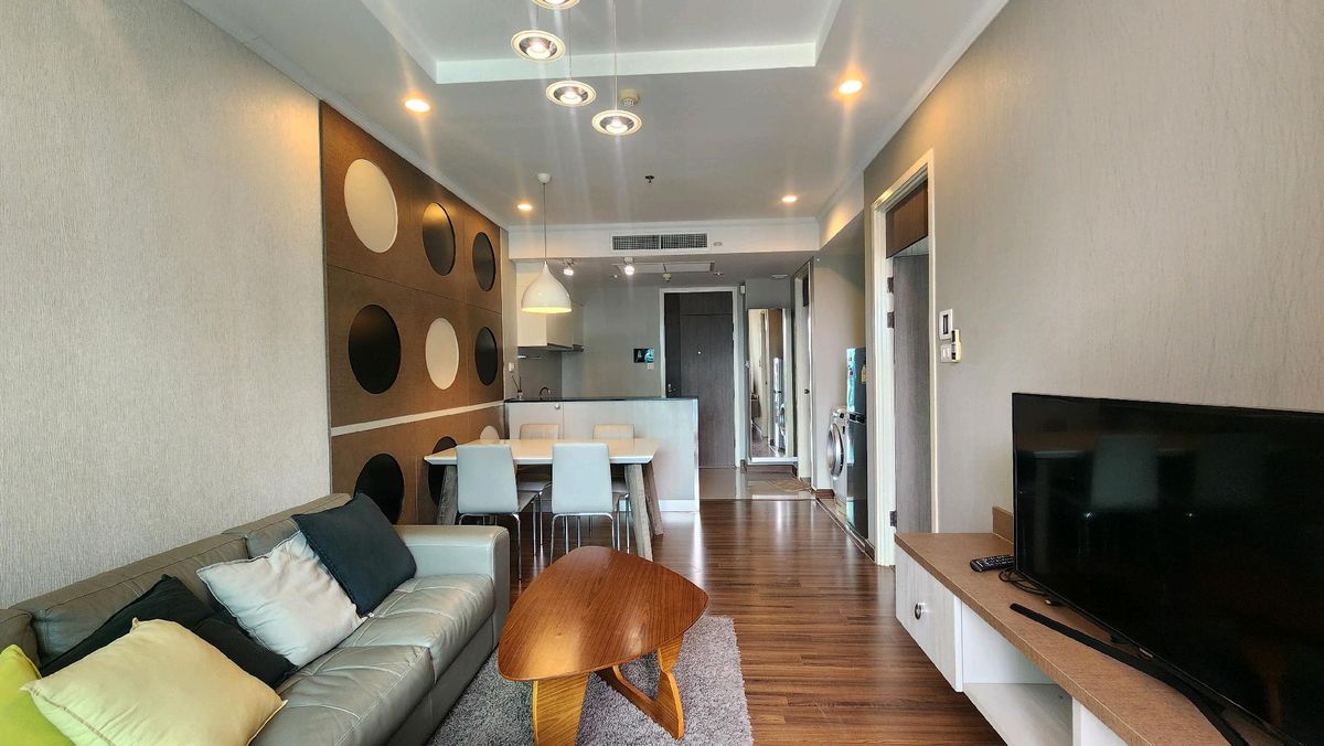 For RentCondoSathorn, Narathiwat : Supalai Elite Sathorn-suanplu | Rental rooms, bargain prices, beautiful, beautiful, clean, good direction, convenient location, Soi Suan Phlu