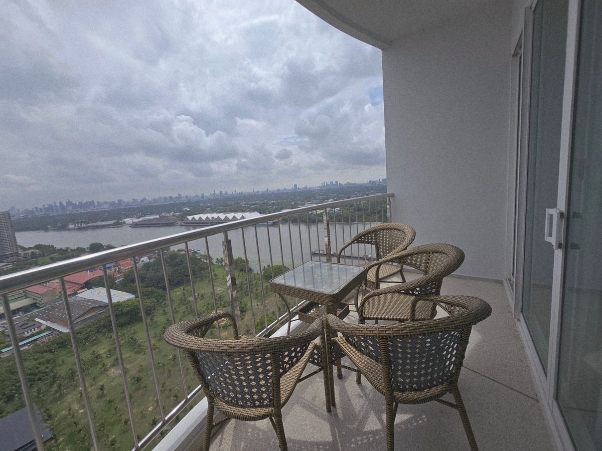 For SaleCondoRama3 (Riverside),Satupadit : Sell ​​high riae condo, resort style, 28th floor, C 99.87 sqm. The room has never been in the River Rama 3 view.