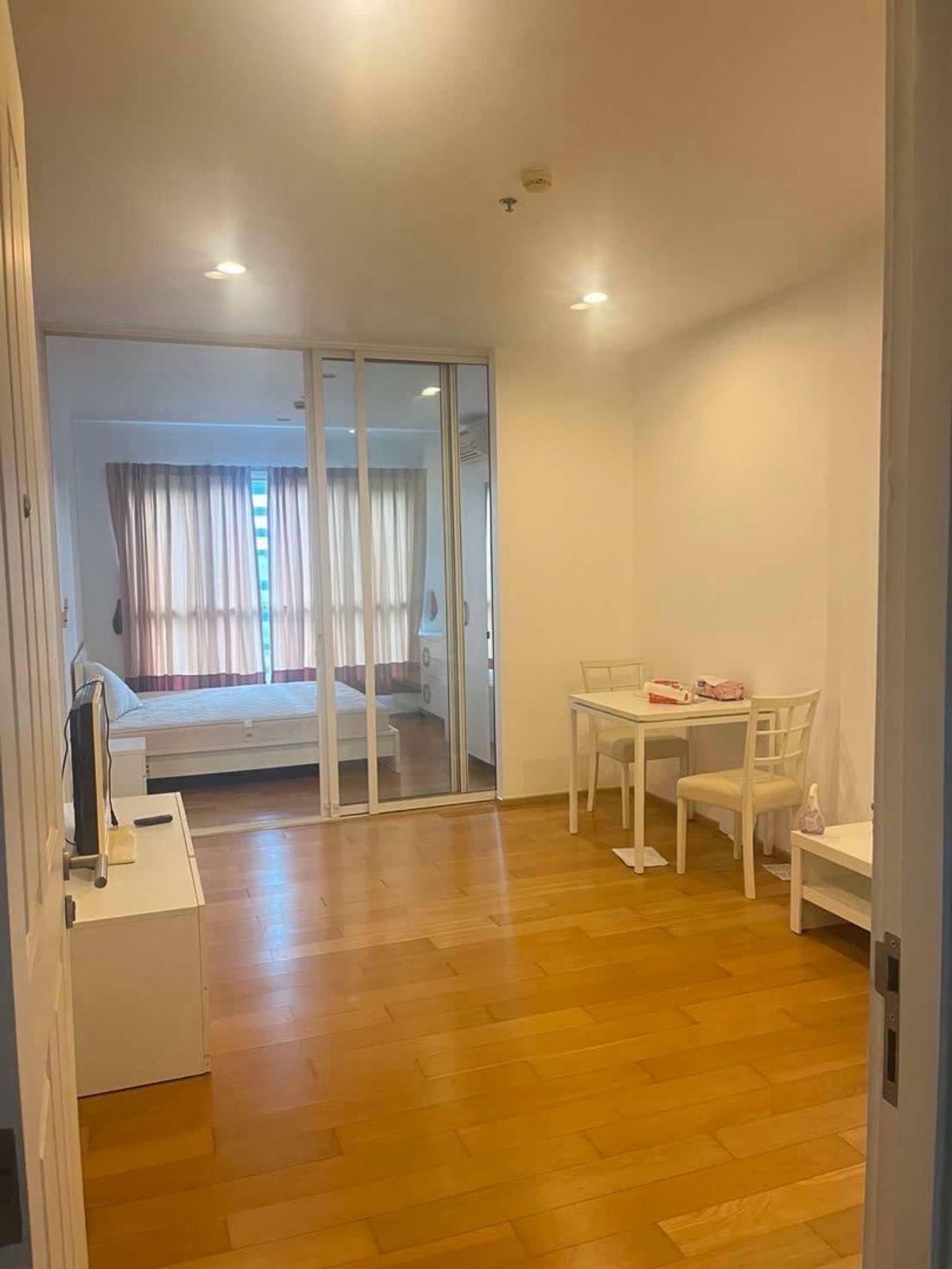ขายคอนโดวงเวียนใหญ่ เจริญนคร : (P0035) For Sale 🏢 Hive sathorn Price 3,950,000 Baht