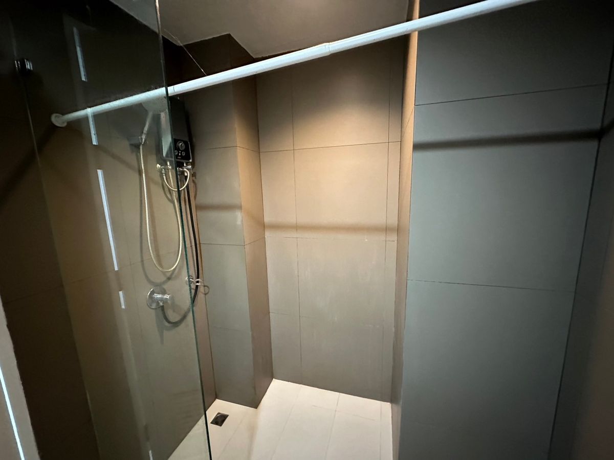 For SaleCondoRatchadapisek, Huaikwang, Suttisan : Selling with tenants Movenpick Residences Ekkamai Price 3,300,000 baht [Oms250501]