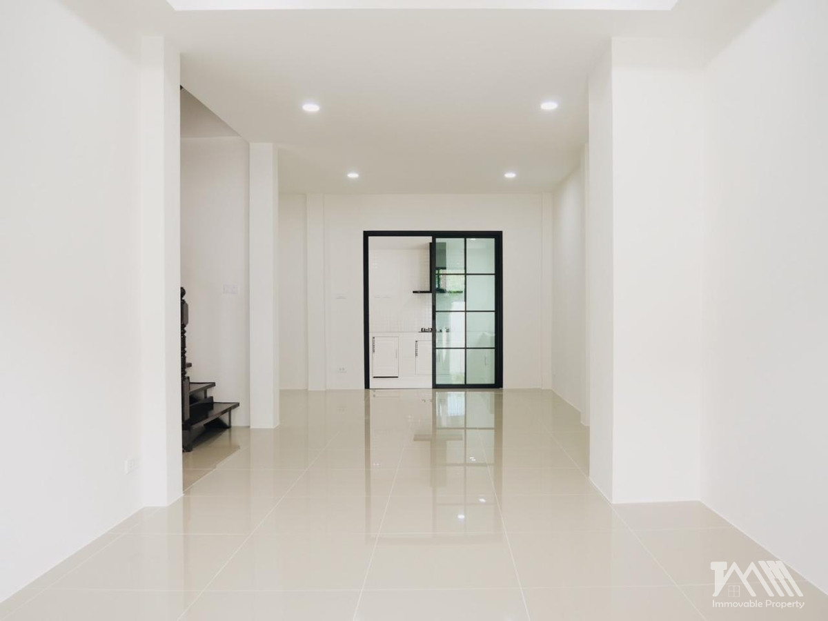 ขายบ้านภูเก็ต : บ้านหลังมุม โซนเกาะแก้ว / House Town, Phuket