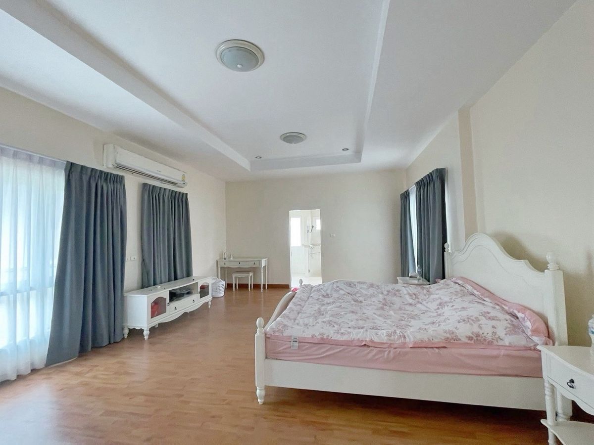 ให้เช่าบ้านสมุทรปราการ สำโรง : ✅ For Rent ✅ Ananda Spotlight Village 🔥4 beds 🔥have maid room