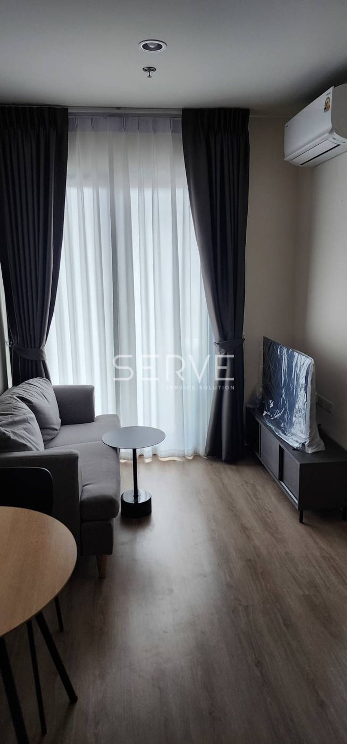 For RentCondoRama9, Petchburi, RCA : 1 Bed 1 Bath Nice Room & Good Location Close to MRT Rama 9 and Central Plaza Grand Rama 9  @ NUE District R9