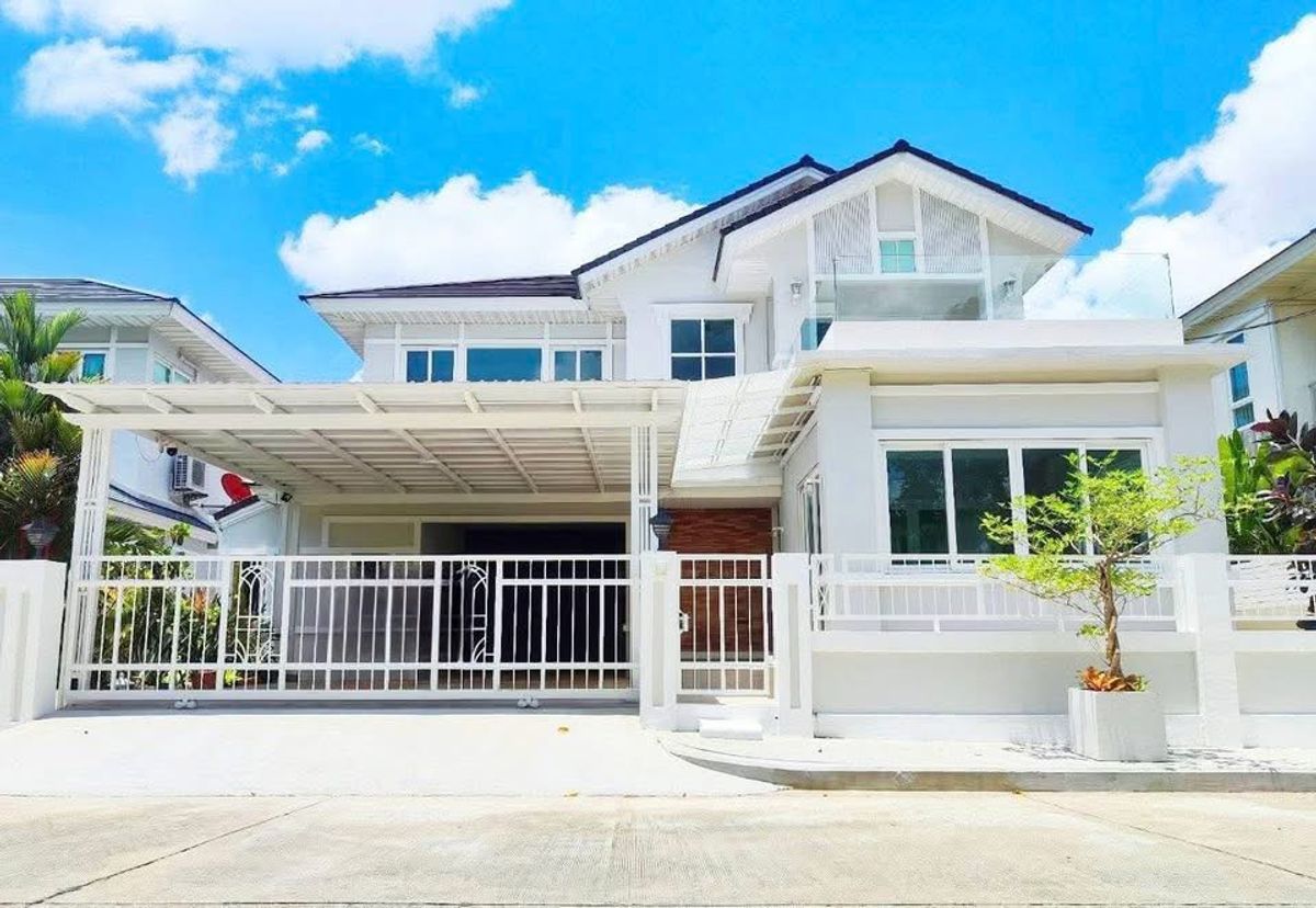 ขายบ้านลาดกระบัง สุวรรณภูมิ : บ้านเดี่ยววิวสวนและสระน้ำ รีโนเวทใหม่ Perfect Place สุขุมวิท 77 - สุวรรณภูมิ