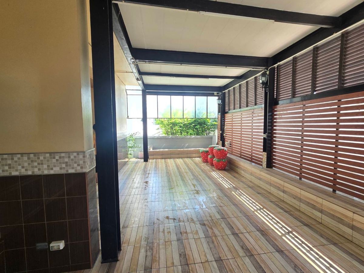 ขายบ้านมีนบุรี-ร่มเกล้า : พาร์คเวย์ ชาเล่ต์ รามคำแหง / 3 ห้องนอน (ขาย), Parkway Chalet Ramkhamhaeng / 3 Bedrooms (FOR SALE) AA376