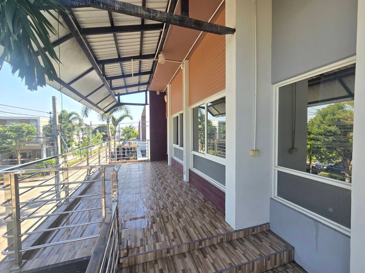 ขายบ้านมีนบุรี-ร่มเกล้า : พาร์คเวย์ ชาเล่ต์ รามคำแหง / 3 ห้องนอน (ขาย), Parkway Chalet Ramkhamhaeng / 3 Bedrooms (FOR SALE) AA376