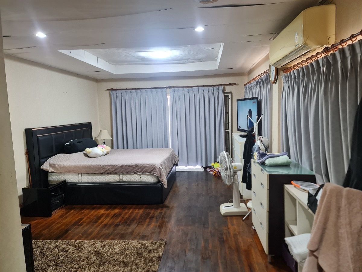 ขายบ้านมีนบุรี-ร่มเกล้า : บ้านเดี่ยวไซส์ใหญ่ ทำเลทอง ย่านรามคำแหง  🔥 เพอร์เฟค เพลส รามคำแหง 164 / 3 ห้องนอน (ขายพร้อมผู้เช่า), Perfect Place Ramkhamhaeng 164 / 3 Bedrooms (SALE WITH TENANT) AA398 