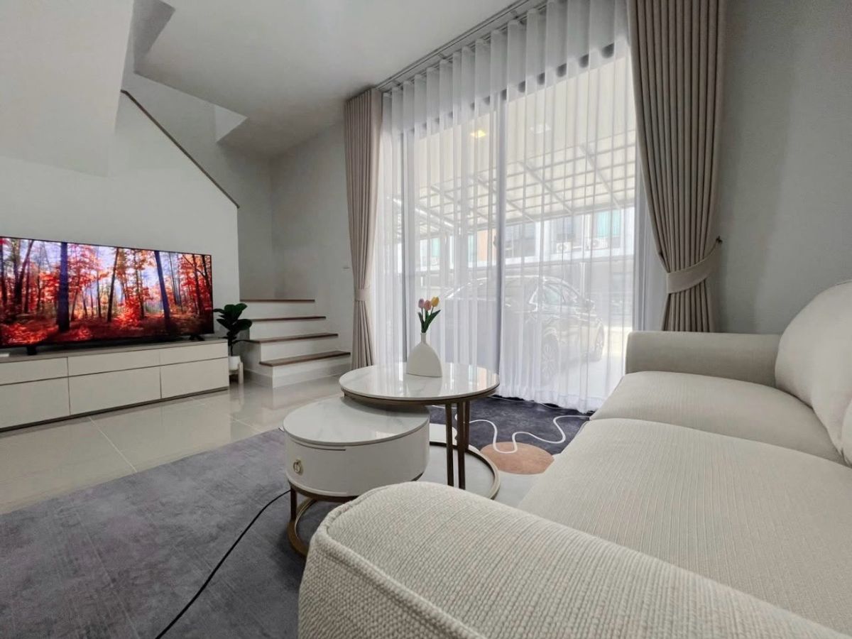 ให้เช่าทาวน์โฮมบางนา แบริ่ง ลาซาล : Townhome for Rent: Pleno Sukhumvit-Bangna 2 🏡
