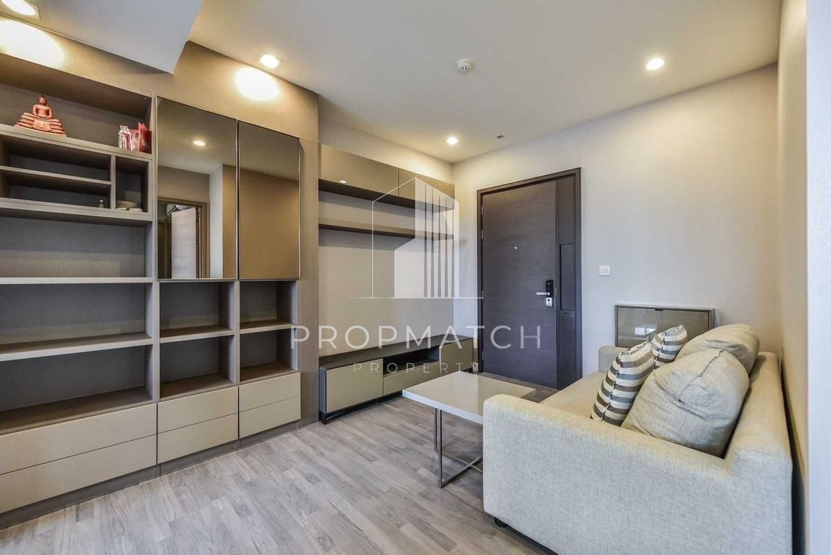 ขายคอนโดสยาม จุฬา สามย่าน :  ขายราคาดีที่สุด!! ในโครงการ The Room Rama 4 (1bad1bath 46 ตรม.) เพียง 6.59 ล้านบาท เท่านั้น Tel.0806265693  คุณแบม 