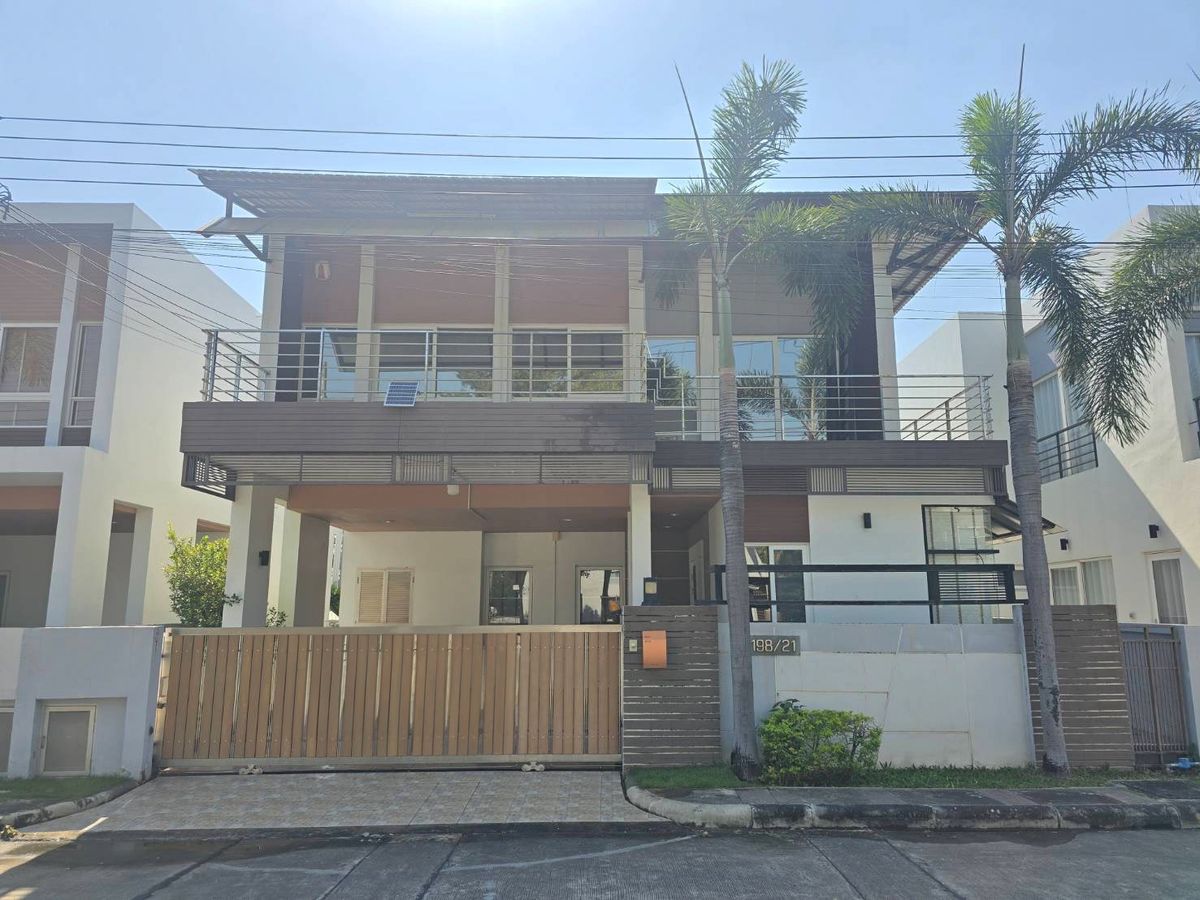 ขายบ้านมีนบุรี-ร่มเกล้า : พาร์คเวย์ ชาเล่ต์ รามคำแหง / 3 ห้องนอน (ขาย), Parkway Chalet Ramkhamhaeng / 3 Bedrooms (FOR SALE) AA376