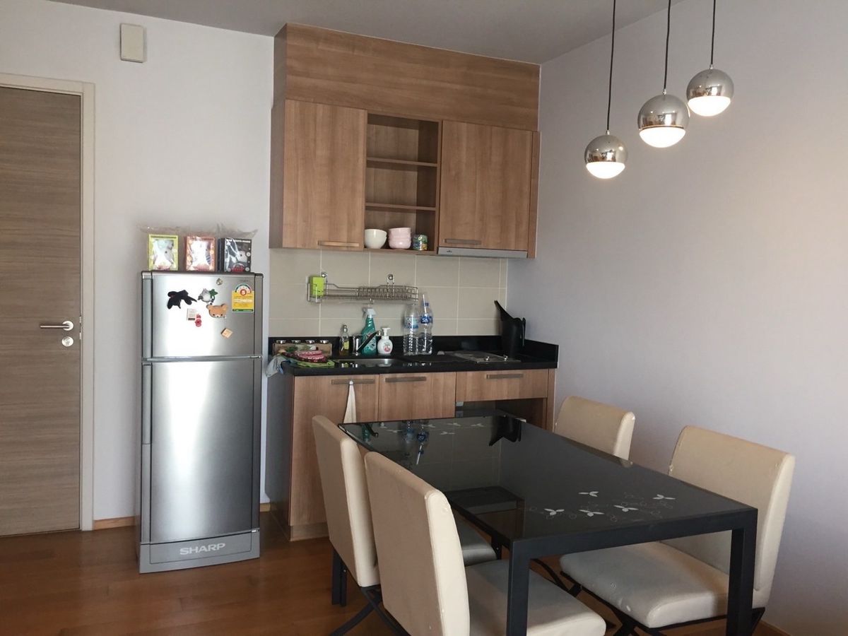 For SaleCondoWongwianyai, Charoennakor : ⭐️ (A0219) For Sale 🏢Hive Taksin Price 4.5 MB