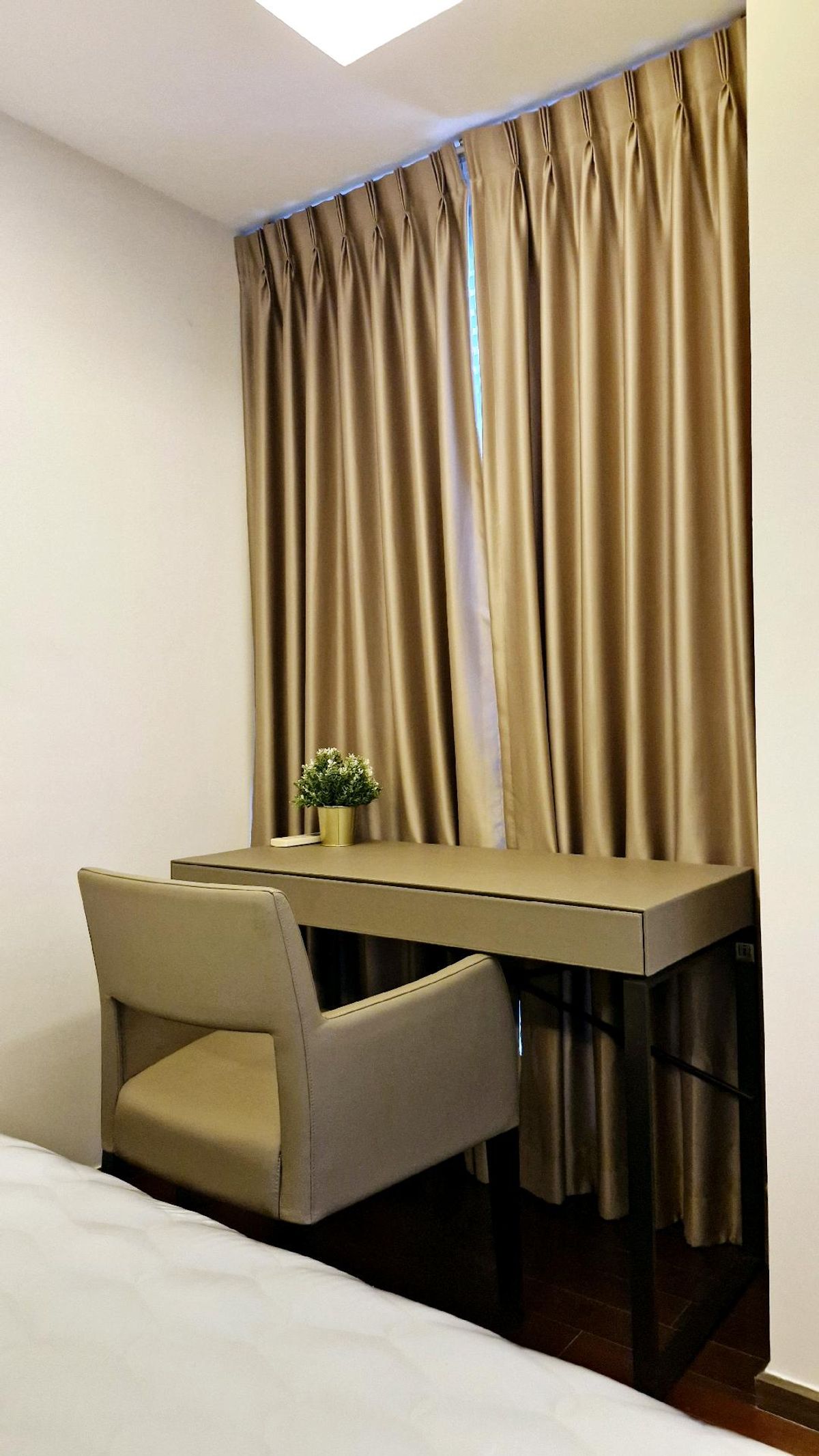 For RentCondoSukhumvit, Asoke, Thonglor : For Rent: 1-Bedroom Condo @ The Address Sukhumvit 61 (Ekamai)