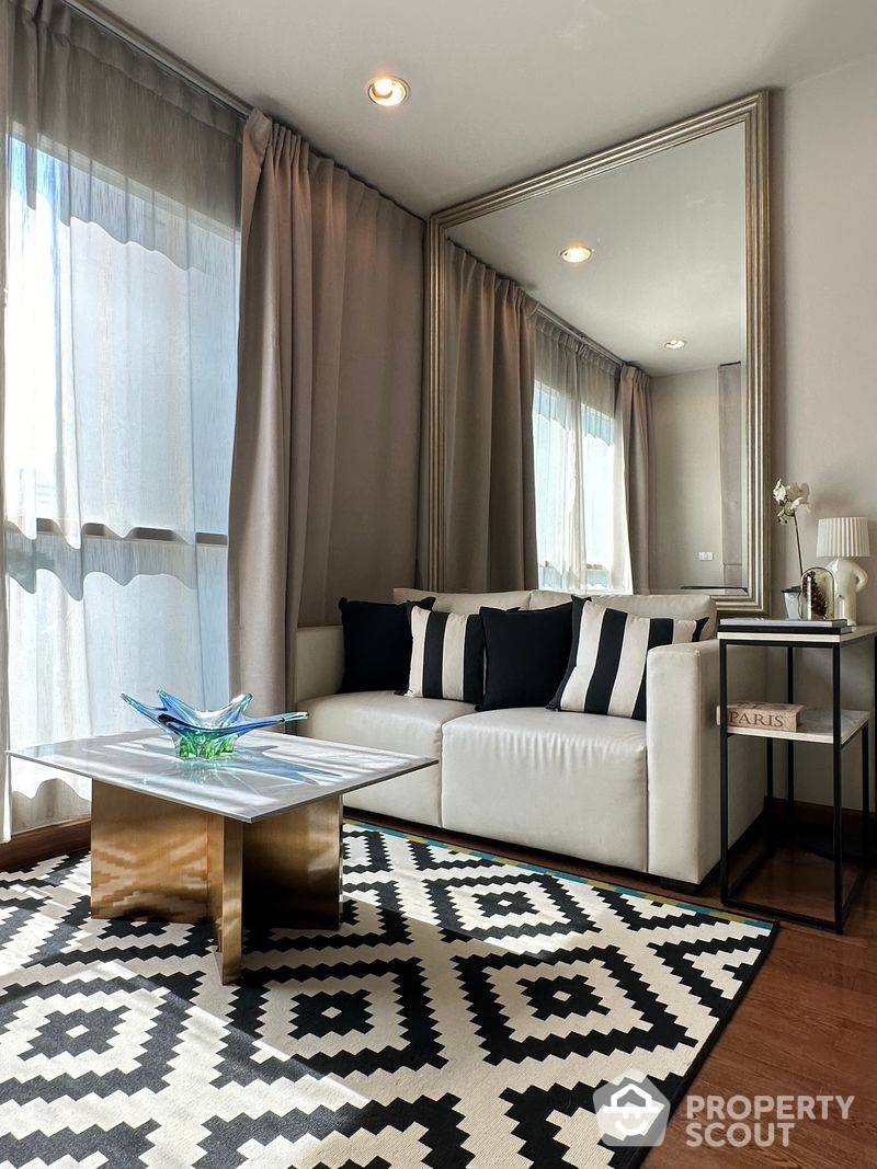 For RentCondoWitthayu, Chidlom, Langsuan, Ploenchit : 1-BR Condo at The Address Chidlom near BTS Chit Lom