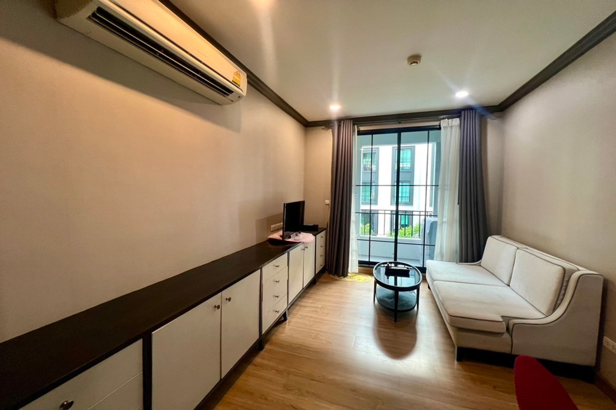 คอนโดสยาม จุฬา สามย่าน : 🔥 ขายพร้อมผู้เช่า !! Code C20240300358..........The Reserve Kasemsan 3, 1 ห้องนอน, 1 ห้องน้ำ, แต่งครบ, ราคาพิเศษ!! 📣📣