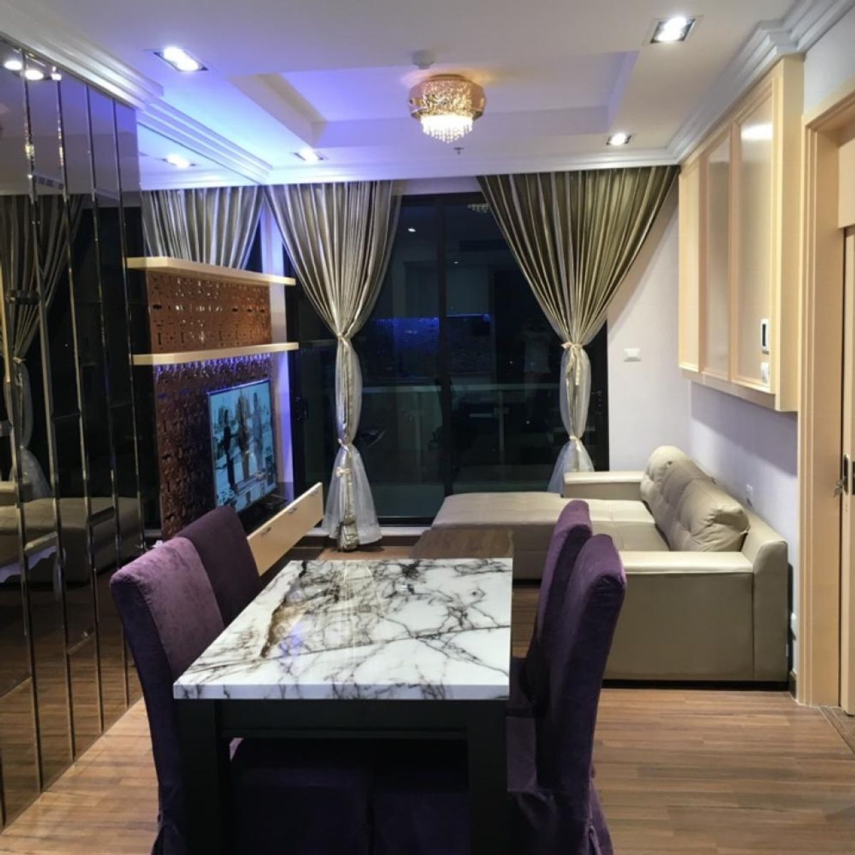 For SaleCondoSathorn, Narathiwat : ✨ Luxury Condo at Supalai Elite – 1 Bedroom, Fully Furnished, City View, Prime Location Near MRT Lumpini