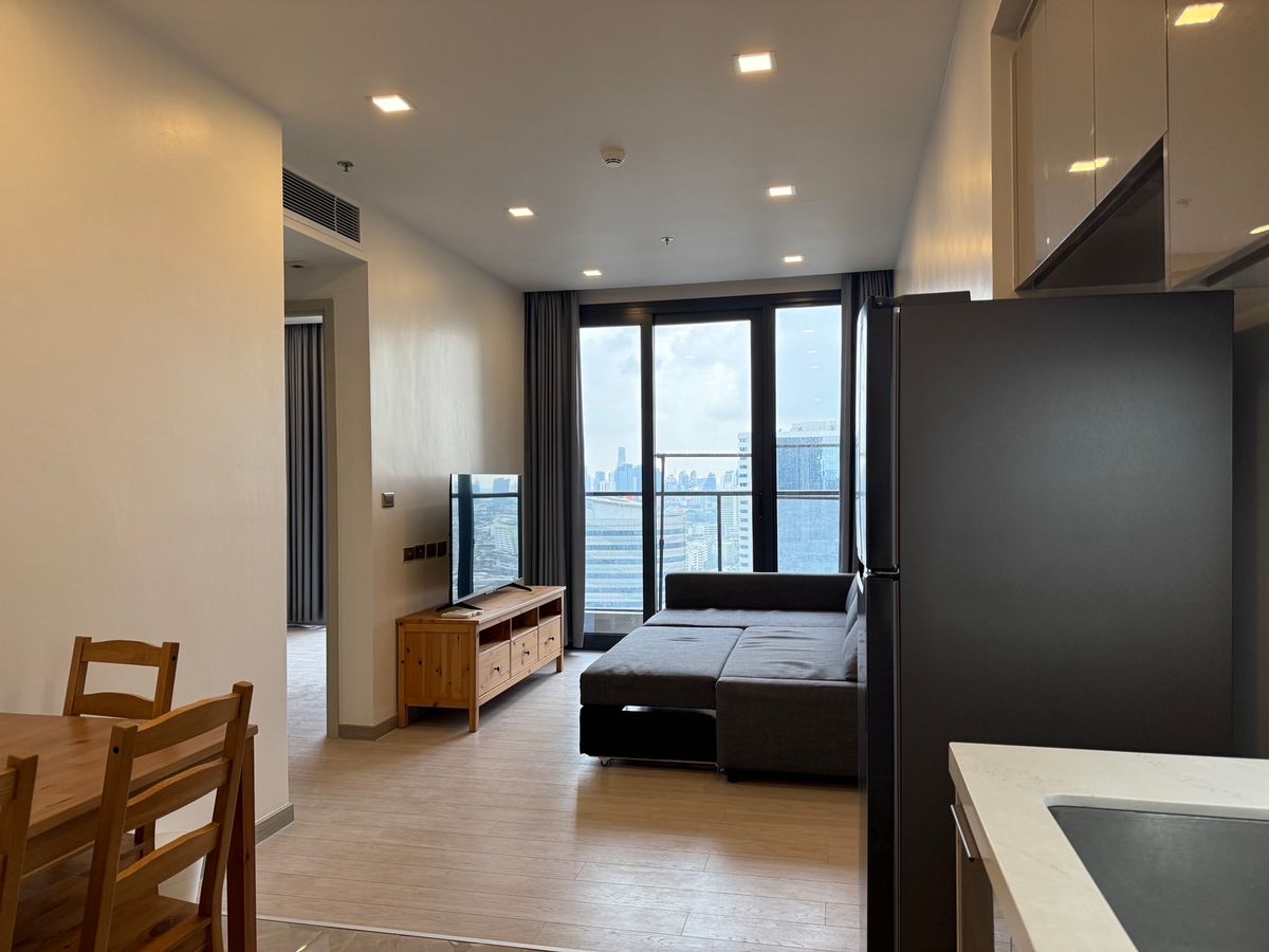 ให้เช่าคอนโดพระราม 9 เพชรบุรีตัดใหม่ RCA : FOR RENT  2 BEDROOM 2 BATHROOM 55 SQ.M   RENOVATED + BEST PRICE +  READY TO MOVE IN 